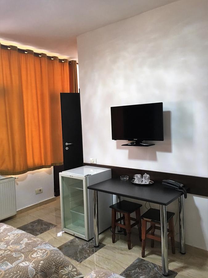 Hotel Taco Bükreş Dış mekan fotoğraf