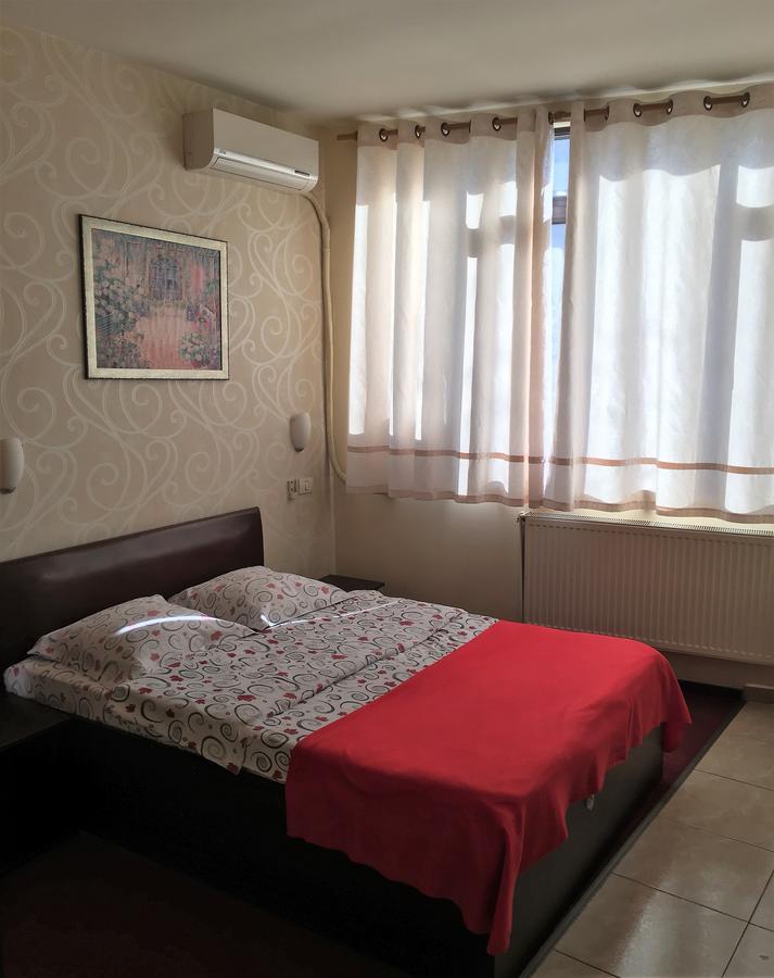 Hotel Taco Bükreş Dış mekan fotoğraf