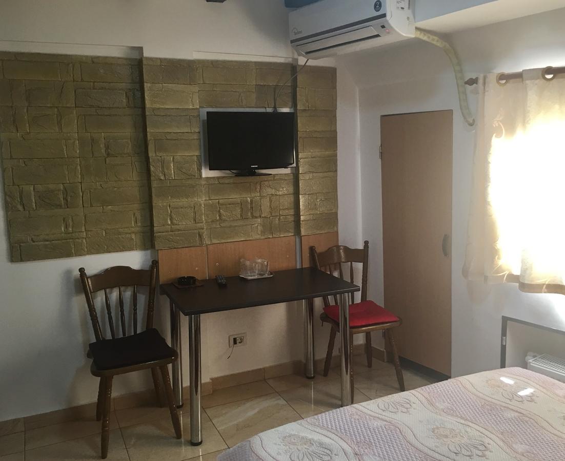 Hotel Taco Bükreş Dış mekan fotoğraf