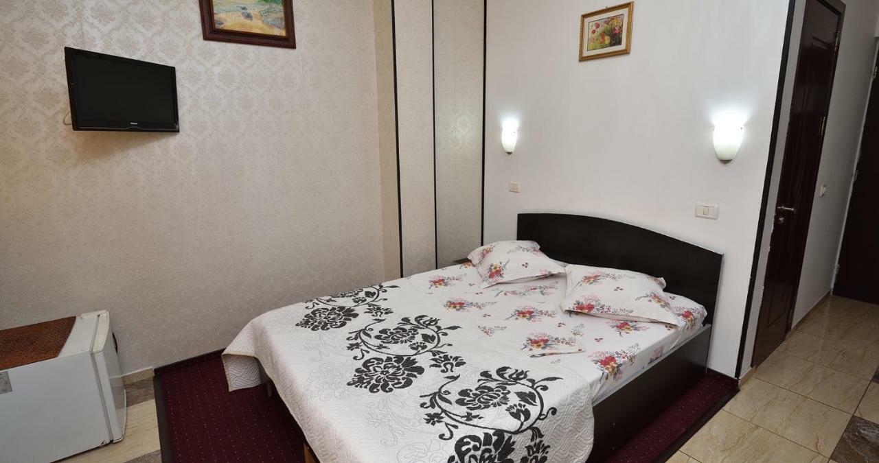 Hotel Taco Bükreş Dış mekan fotoğraf