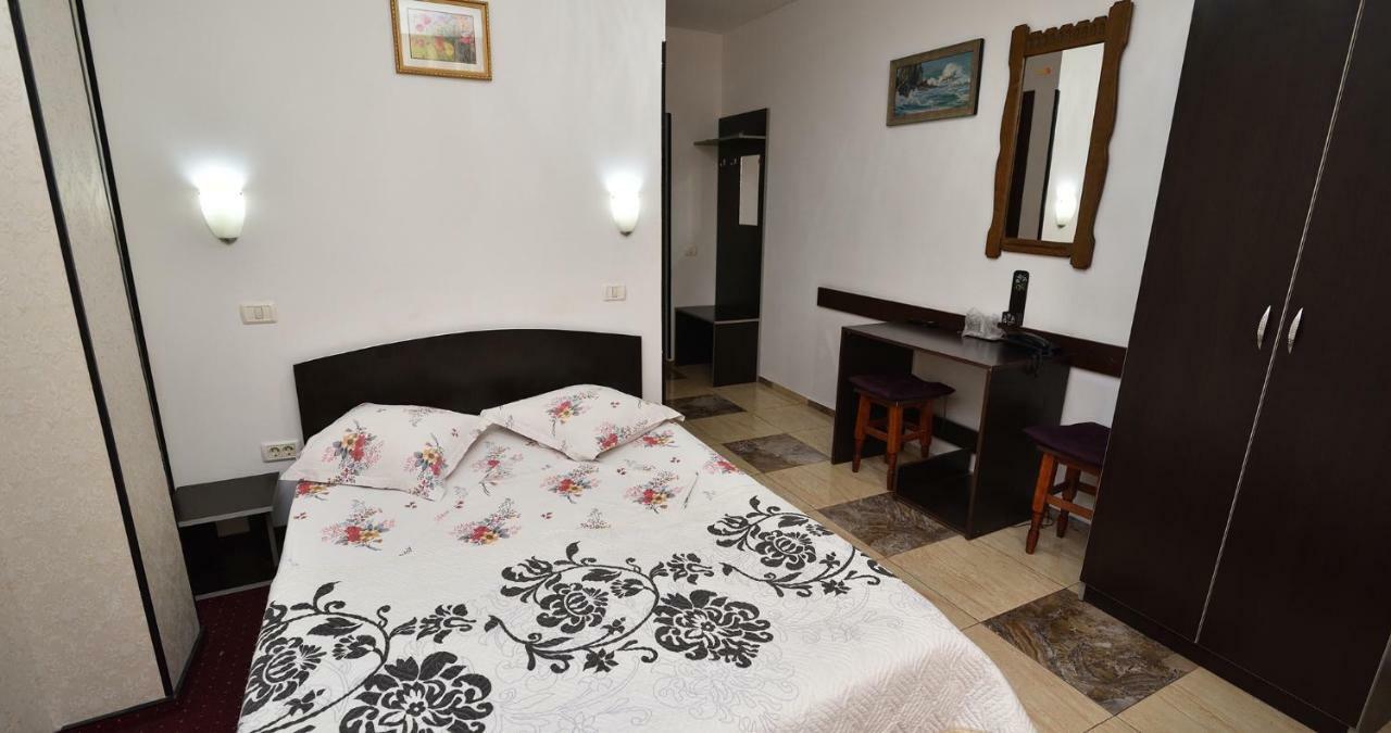 Hotel Taco Bükreş Dış mekan fotoğraf